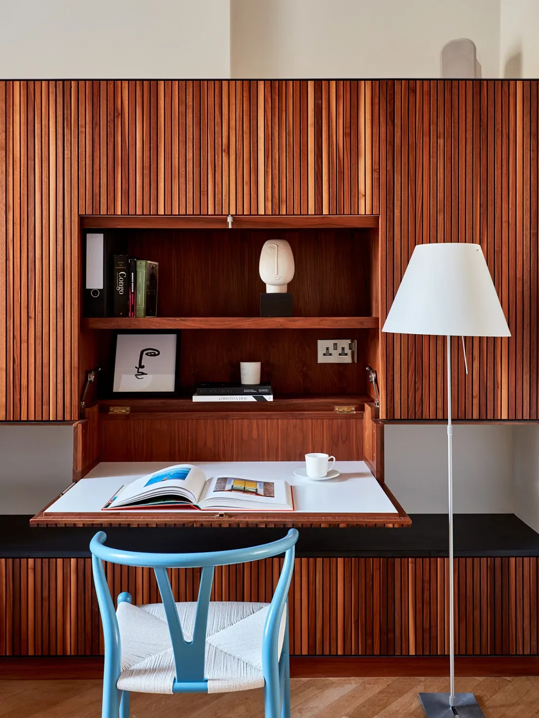 wood desk