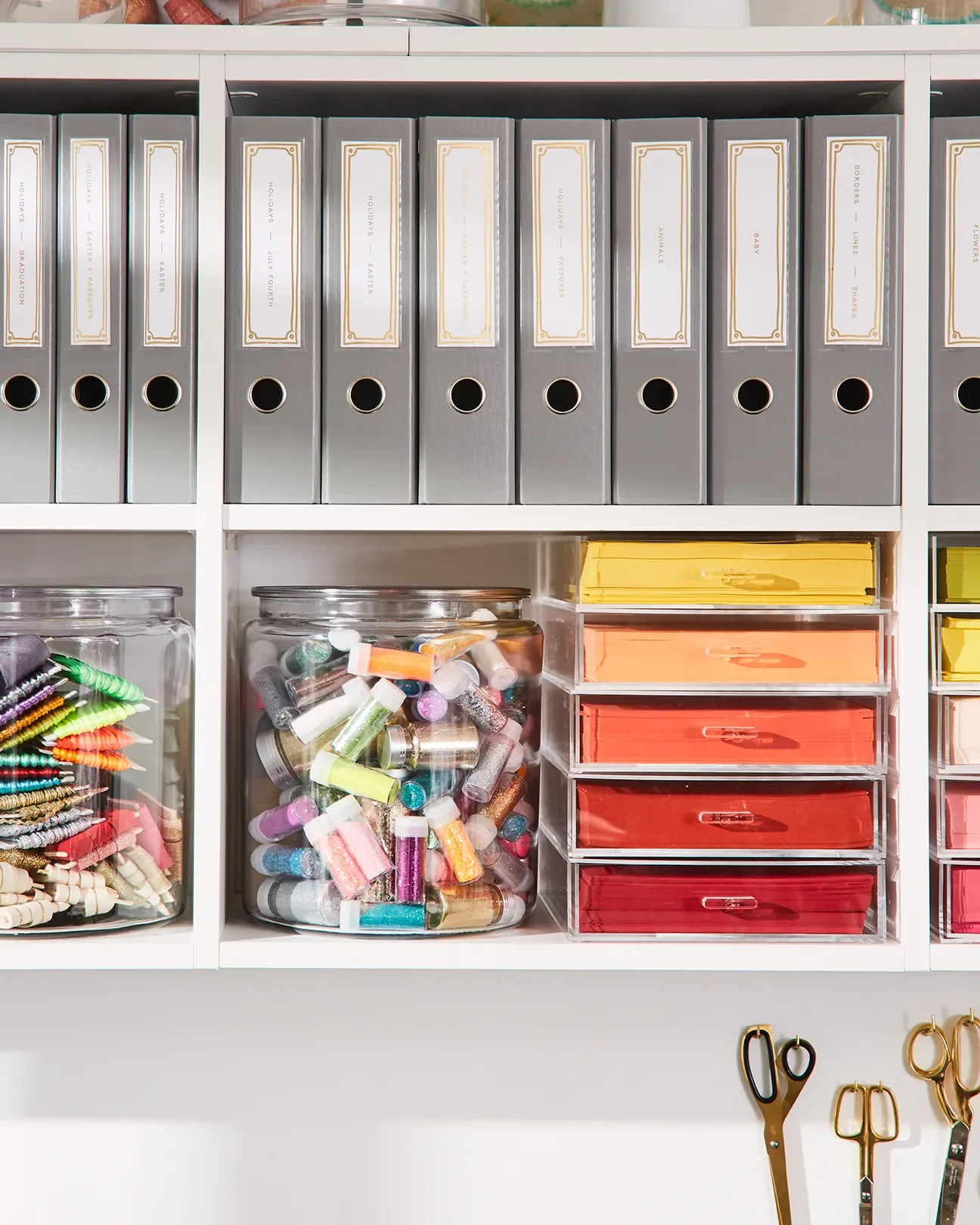 BindersBindertek; Anchor Hocking Glass CanistersThe Container Store.Photography by Thuss + Farrell