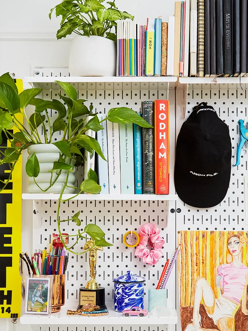 Pegboard detail