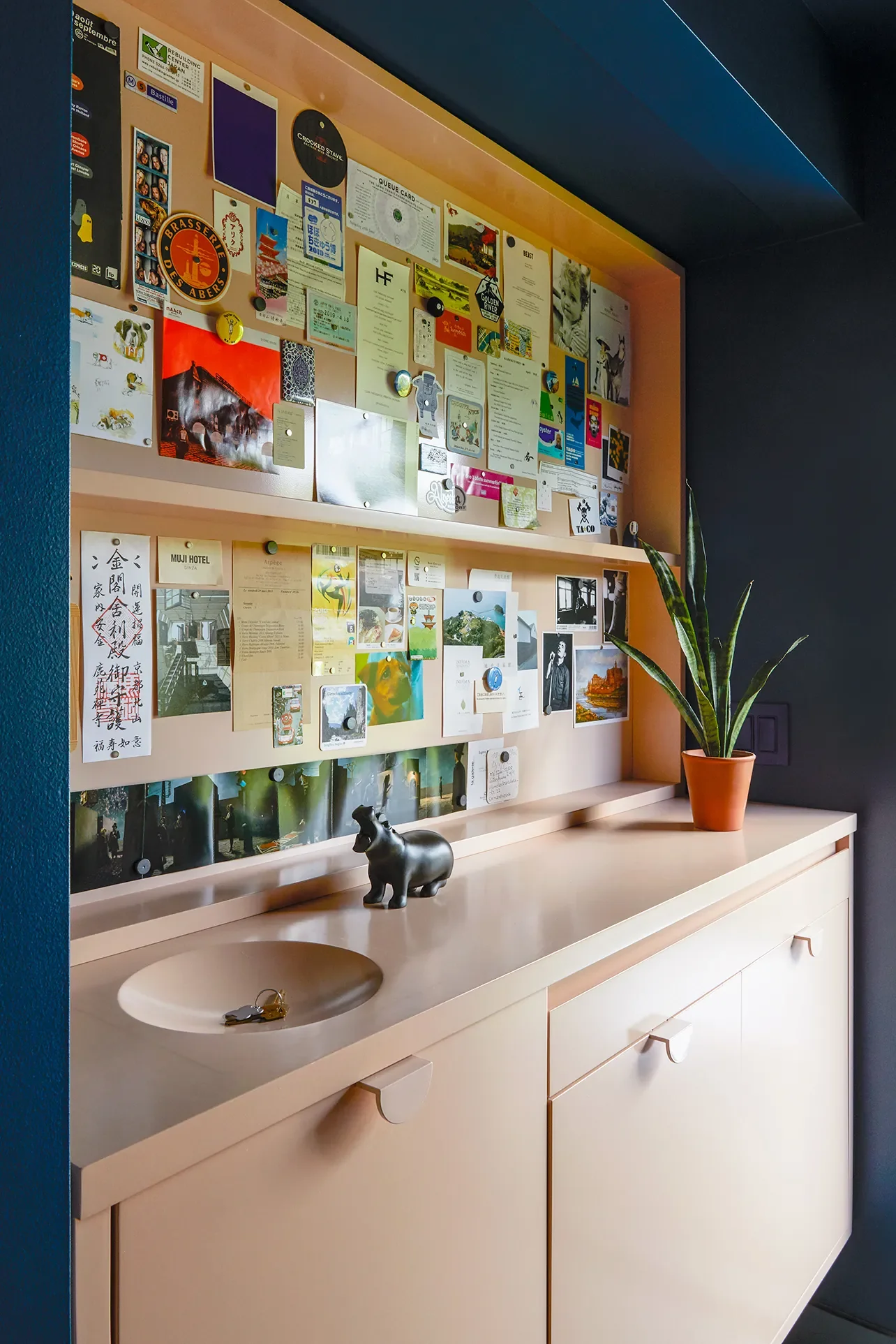 PHOTOGRAPHY BY GEORGE BARBERIS; DESIGN BY BRIGHT DESIGNLAB